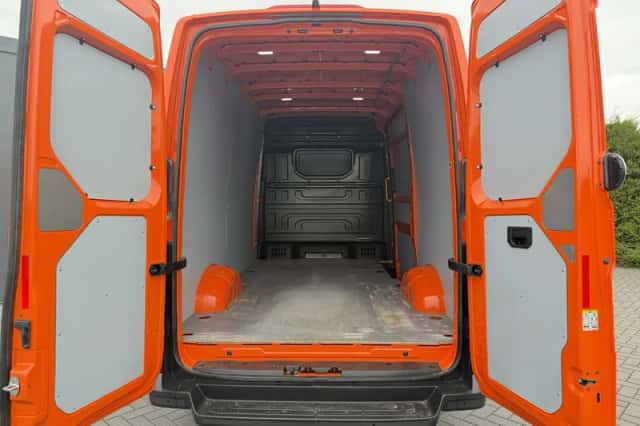 Volkswagen Crafter (2021) thumbnail 5
