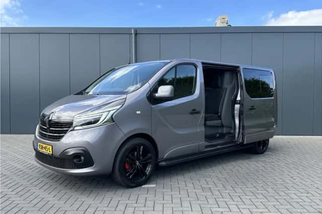 Renault Trafic (2021) thumbnail 2