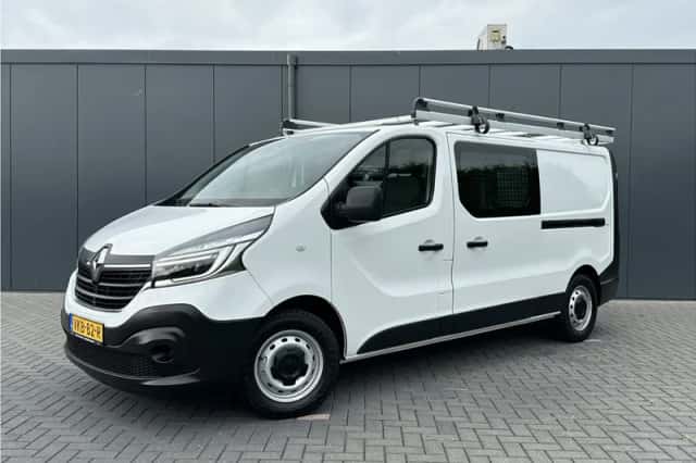 Renault Trafic (2021) thumbnail 1