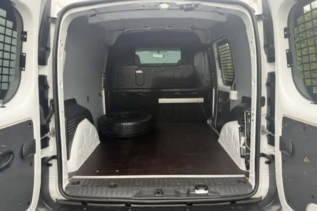 Renault Kangoo (2021) thumbnail 5