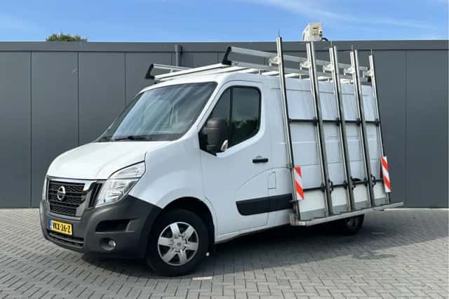 Nissan NV400 (2021) thumbnail 1