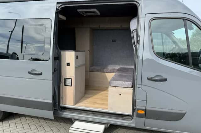 Renault Master (2021) thumbnail 2