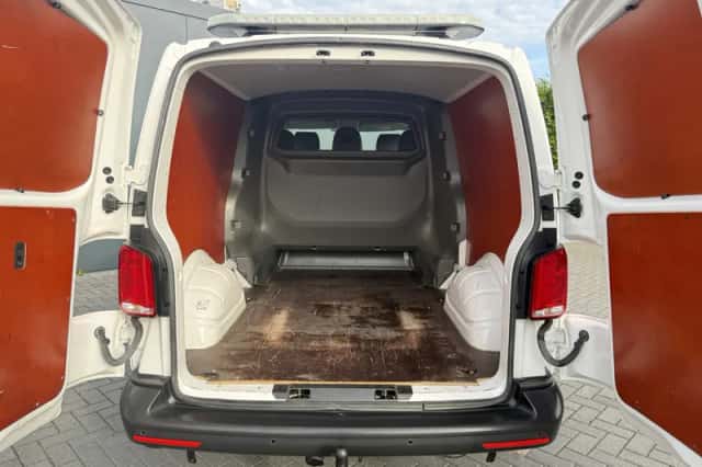 Volkswagen Transporter (2020) thumbnail 6