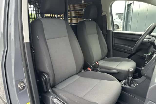 Volkswagen Caddy (2020) thumbnail 5