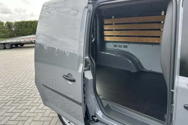 Volkswagen Caddy (2020) thumbnail 6
