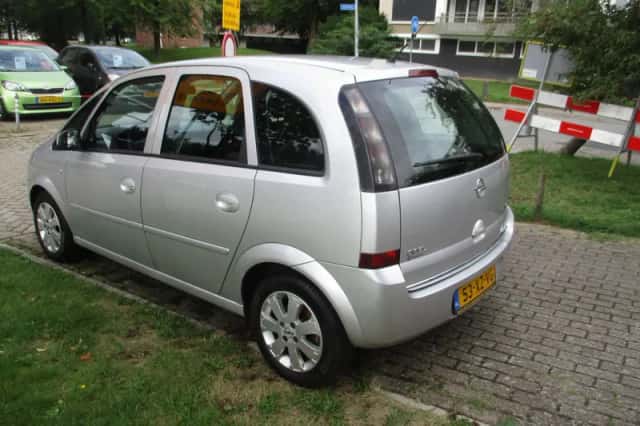 Opel Meriva (2007) thumbnail 5