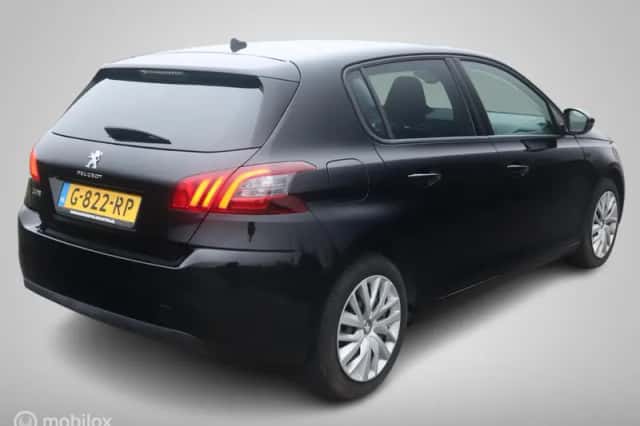 Peugeot 308 (2020) thumbnail 3