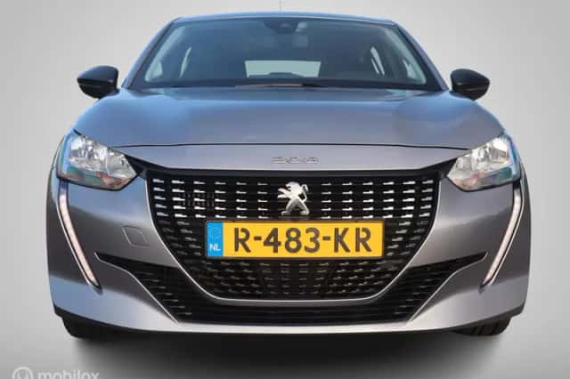 Peugeot 208 (2022) thumbnail 5