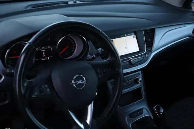 Opel Astra (2020) thumbnail 2