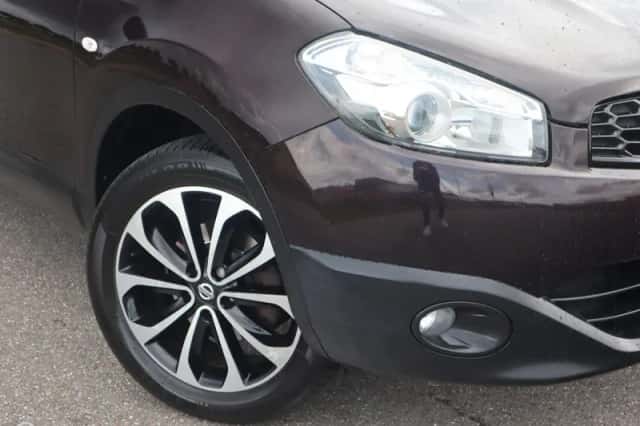 Nissan Qashqai (2013) thumbnail 5