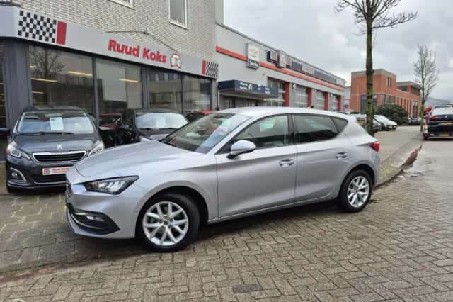 SEAT Leon (2021) thumbnail 1