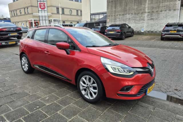 Renault Clio (2018) thumbnail 5