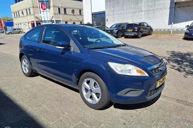 Ford Focus (2008) thumbnail 5