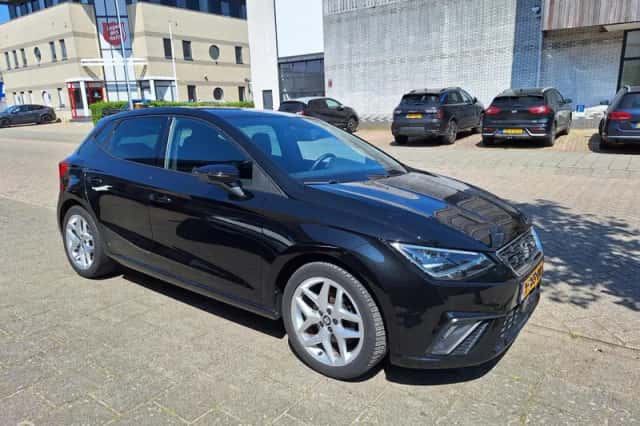 SEAT Ibiza (2021) thumbnail 5