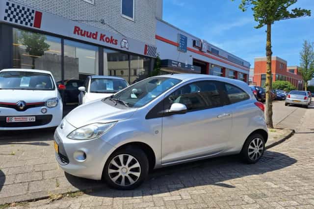 Ford Ka (2012) thumbnail 1