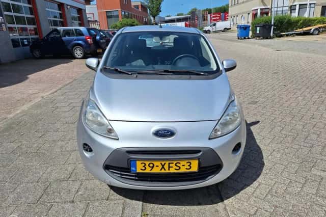 Ford Ka (2012) thumbnail 4
