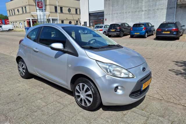 Ford Ka (2012) thumbnail 5