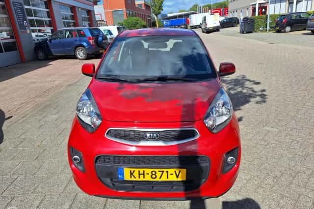 Kia Picanto (2016) thumbnail 4