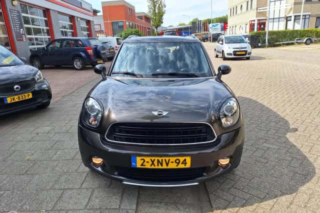 MINI Countryman (2014) thumbnail 4