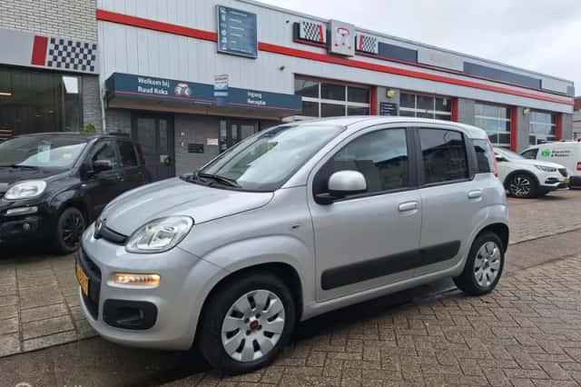 Fiat Panda (2016) thumbnail 3