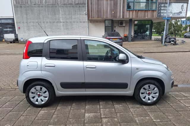 Fiat Panda (2016) thumbnail 6