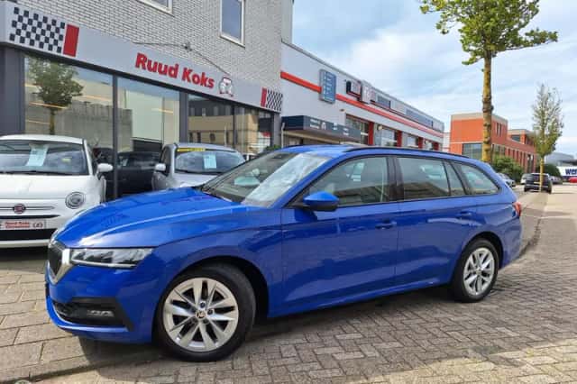 Škoda Octavia (2023) thumbnail 1