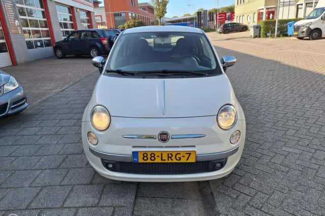 Fiat 500 (2010) thumbnail 4