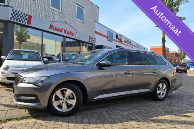 Škoda Superb (2022) thumbnail 1