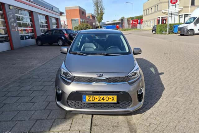 Kia Picanto (2019) thumbnail 4
