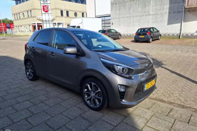 Kia Picanto (2019) thumbnail 5