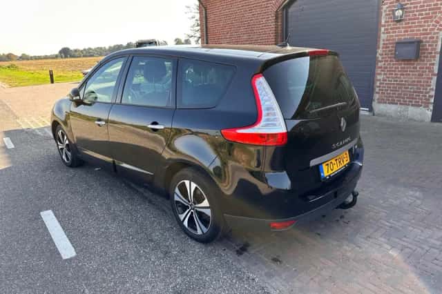 Renault Grand Scénic (2012) thumbnail 3