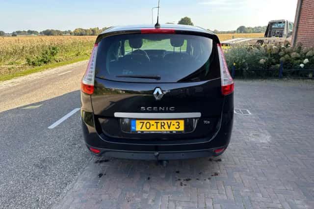 Renault Grand Scénic (2012) thumbnail 4