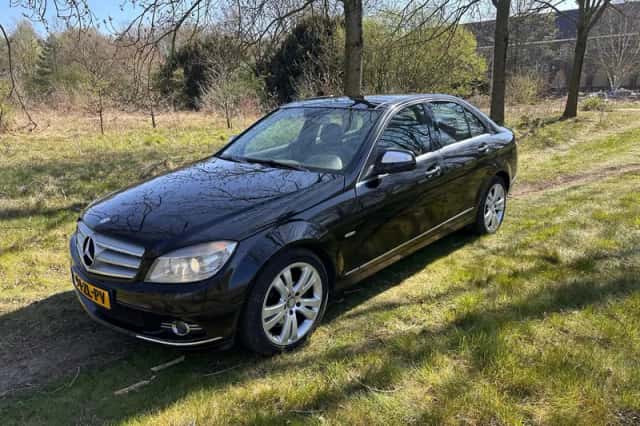 Mercedes-Benz C-Klasse (2008) thumbnail 1