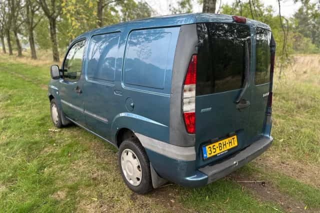 Fiat Doblò (2003) thumbnail 3