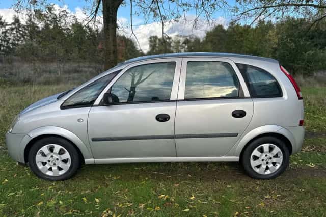 Opel Meriva (2004) thumbnail 2