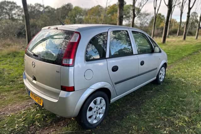 Opel Meriva (2004) thumbnail 5