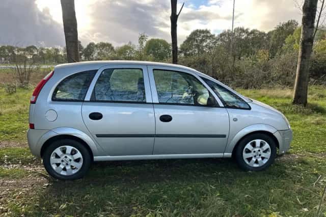Opel Meriva (2004) thumbnail 6
