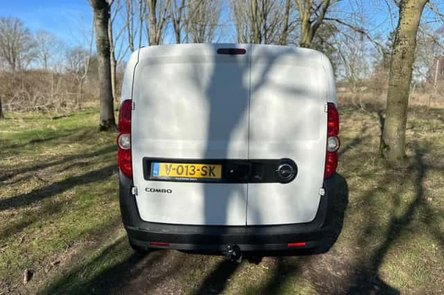 Opel Combo (2018) thumbnail 4