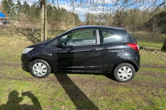 Ford Ka (2011) thumbnail 2