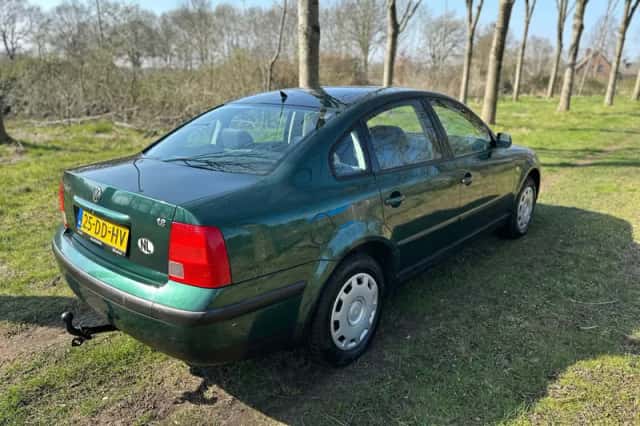 Volkswagen Passat (1999) thumbnail 5
