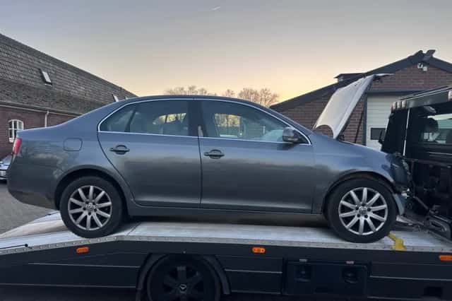 Volkswagen Jetta (2010) thumbnail 6