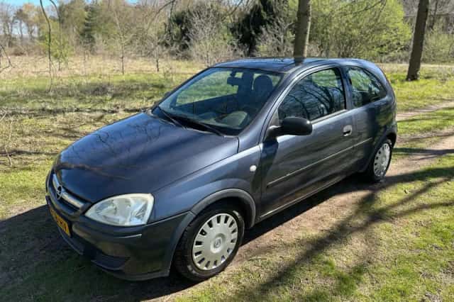 Opel Corsa (2006) thumbnail 1