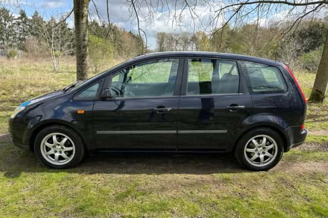 Ford C-Max (2004) thumbnail 2