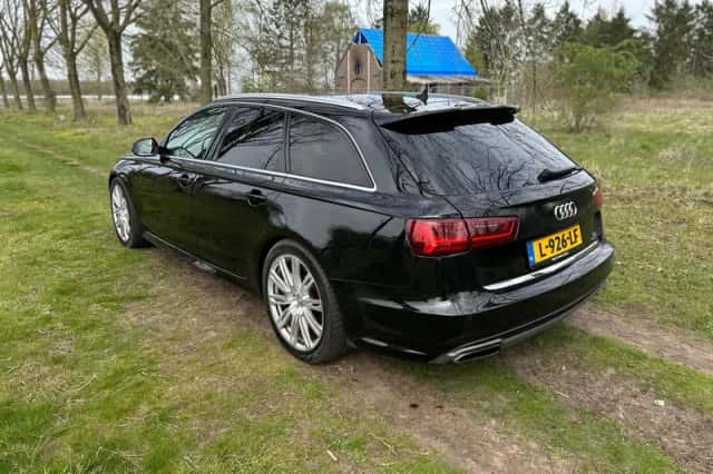 Audi A6 (2015) thumbnail 3