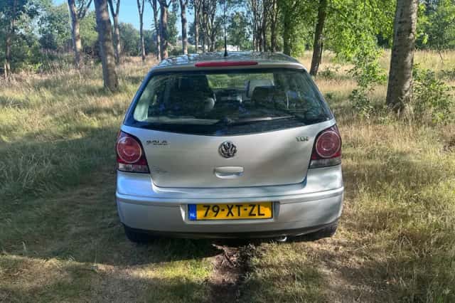 Volkswagen Polo (2007) thumbnail 4