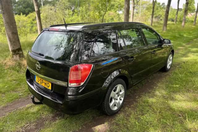 Opel Astra (2006) thumbnail 5