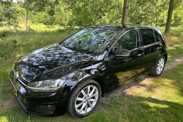 Volkswagen Golf (2014) thumbnail 1