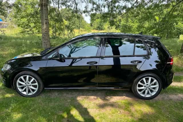 Volkswagen Golf (2014) thumbnail 2