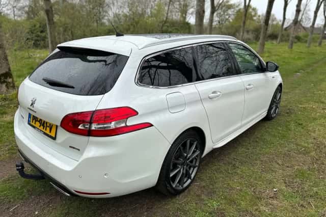 Peugeot 308 (2017) thumbnail 5