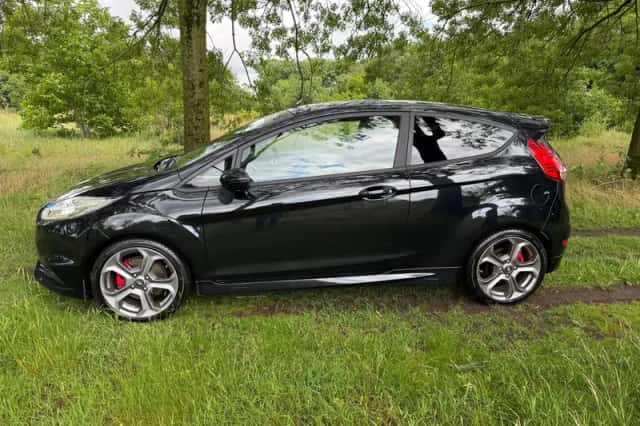Ford Fiesta (2014) thumbnail 5